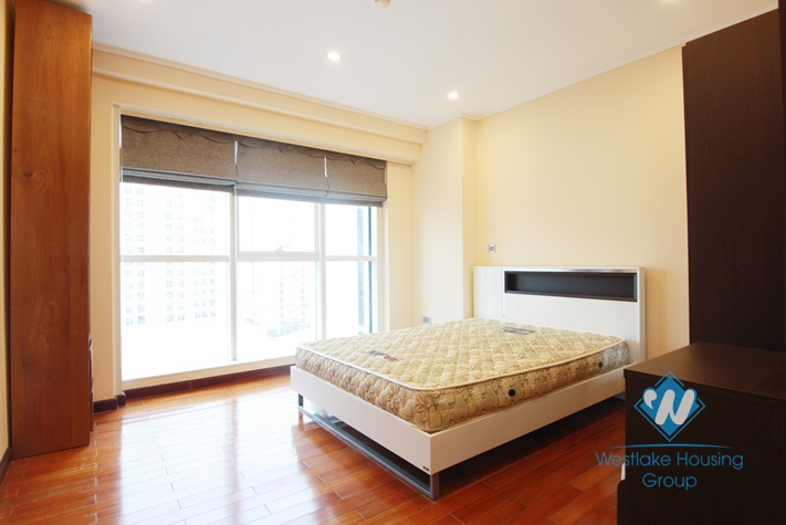 A charming and luxury 3 bedroom apartment for rent in Ciputra Compound